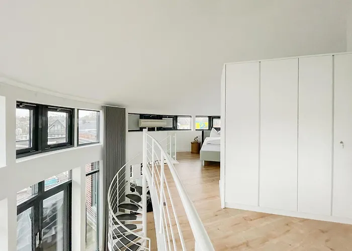 Penthouse Leuchtturm Lounge Апартаменты *